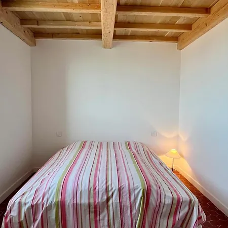 Les Beaux Jours - Vue - Piscine - Jardin - Centre Villa