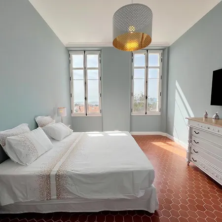 Villa Les Beaux Jours - Vue - Piscine - Jardin - Centre *