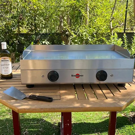 Les Beaux Jours - Vue - Piscine - Jardin - Centre