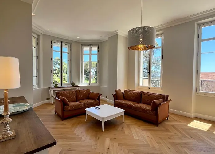 Les Beaux Jours - Vue - Piscine - Jardin - Centre Βίλα *