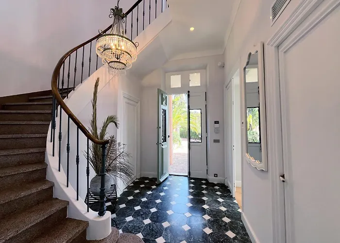 Les Beaux Jours - Vue - Piscine - Jardin - Centre *