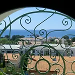 Les Beaux Jours - Vue - Piscine - Jardin - Centre