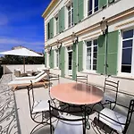 Les Beaux Jours - Vue - Piscine - Jardin - Centre *