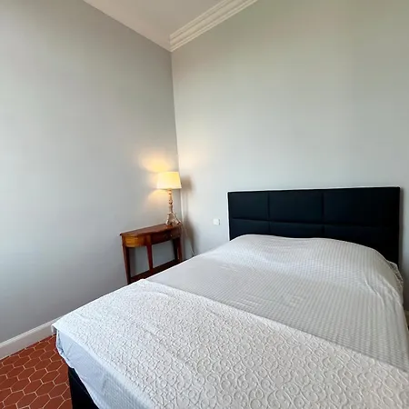 Les Beaux Jours - Vue - Piscine - Jardin - Centre