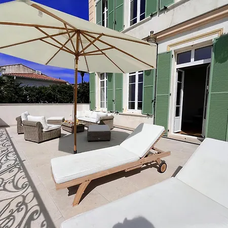 Villa Les Beaux Jours - Vue - Piscine - Jardin - Centre Saint-Raphaël