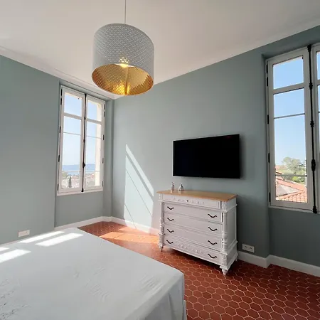 Villa Les Beaux Jours - Vue - Piscine - Jardin - Centre *