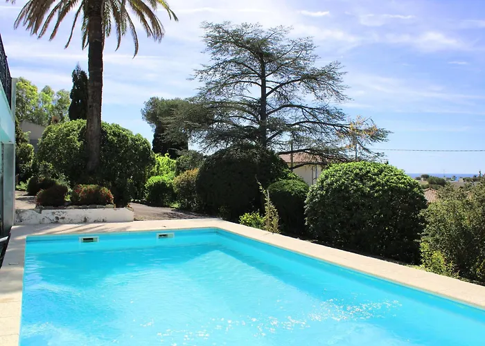 Les Beaux Jours - Vue - Piscine - Jardin - Centre *