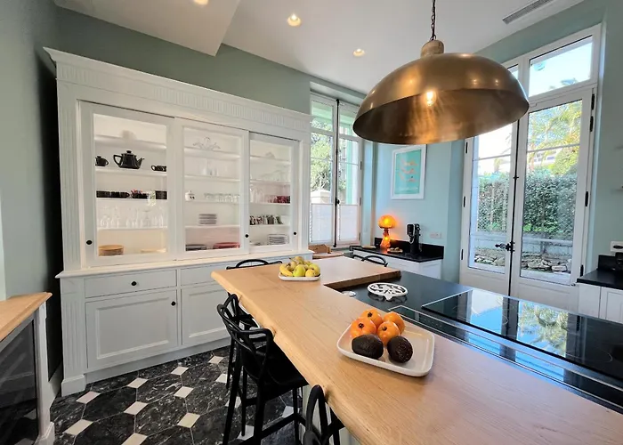 Villa Les Beaux Jours - Vue - Piscine - Jardin - Centre *