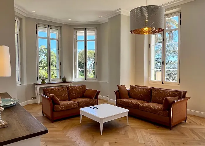 Villa Les Beaux Jours - Vue - Piscine - Jardin - Centre