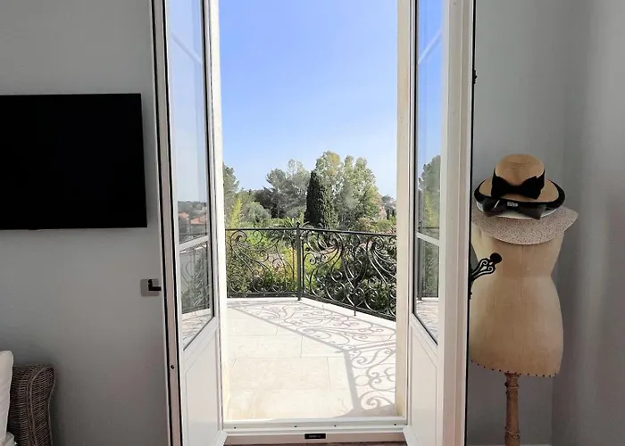 Les Beaux Jours - Vue - Piscine - Jardin - Centre Villa Saint-Raphaël