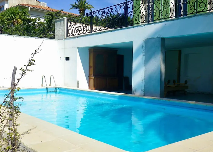 Villa Les Beaux Jours - Vue - Piscine - Jardin - Centre Saint-Raphaël