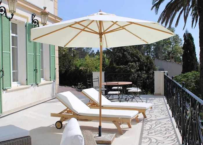 Villa Les Beaux Jours - Vue - Piscine - Jardin - Centre *