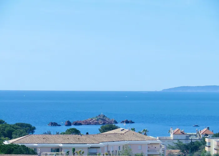Villa Les Beaux Jours - Vue - Piscine - Jardin - Centre *